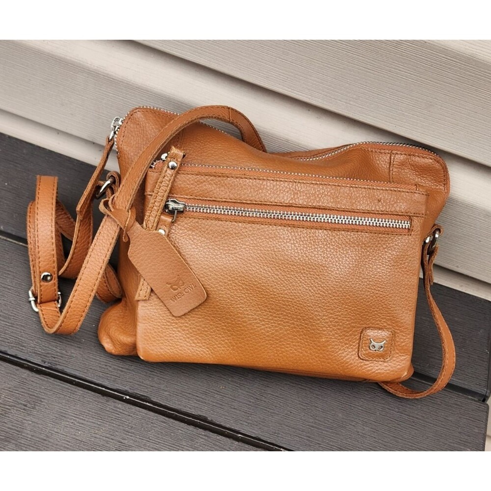 WISE OWL Leather Crossbody Bag Small Multi-Zip Purse Pocketbook Owl Charm